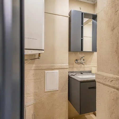 Center Gem - 5 Guests * فارنا