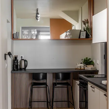 Center Gem - 5 Guests Варна