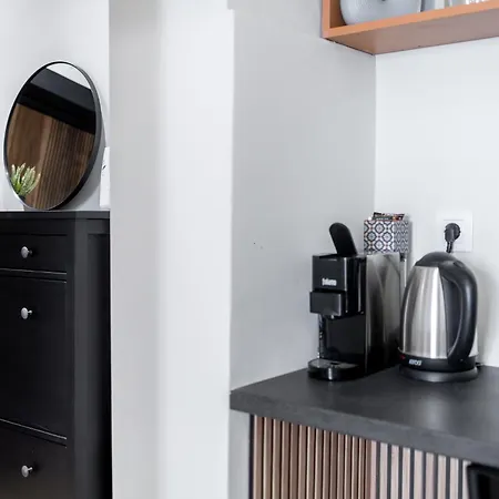 Center Gem - 5 Guests Апартамент *